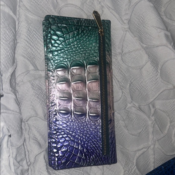 Brahmin ady wallet - Picture 3 of 6